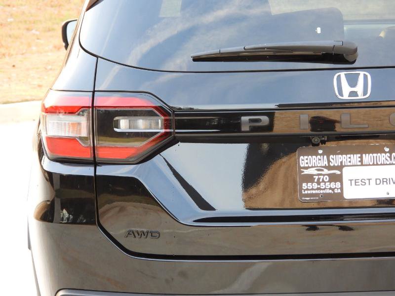 Used 2025 Honda Pilot TrailSport image 24