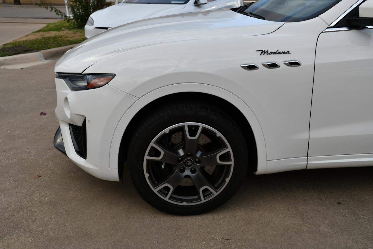 Used 2023 Maserati Levante Modena AWD/4WD image 4