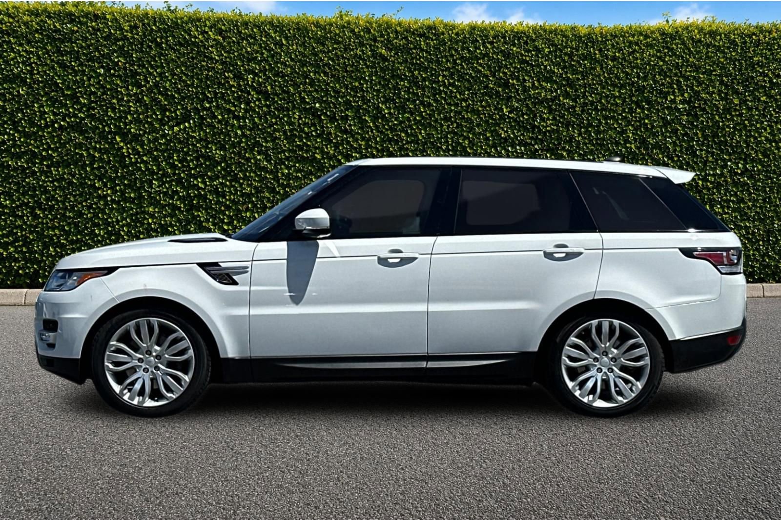 Used 2017 Land Rover Range Rover Sport HSE AWD/4WD image 7