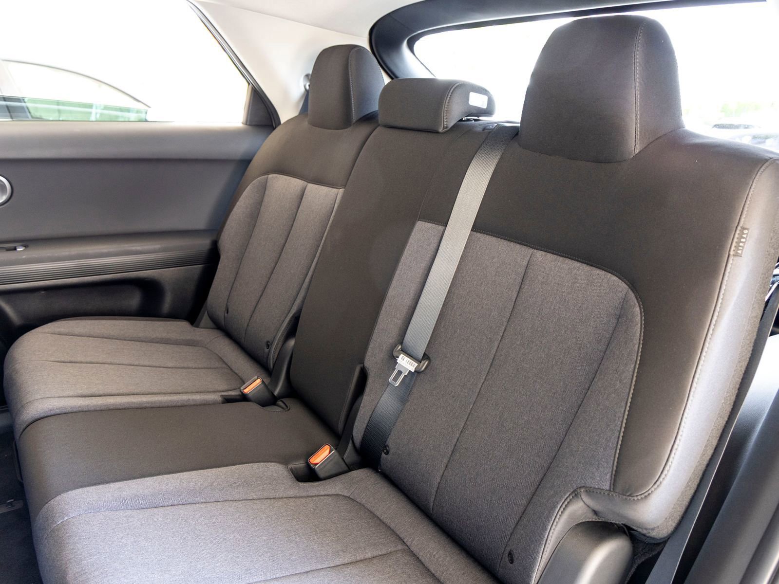 Used 2024 Hyundai Ioniq 5 SE RWD image 21