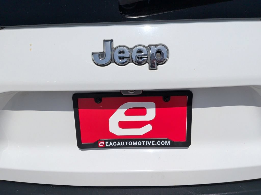 Used 2020 Jeep Cherokee Latitude Plus FWD image 41