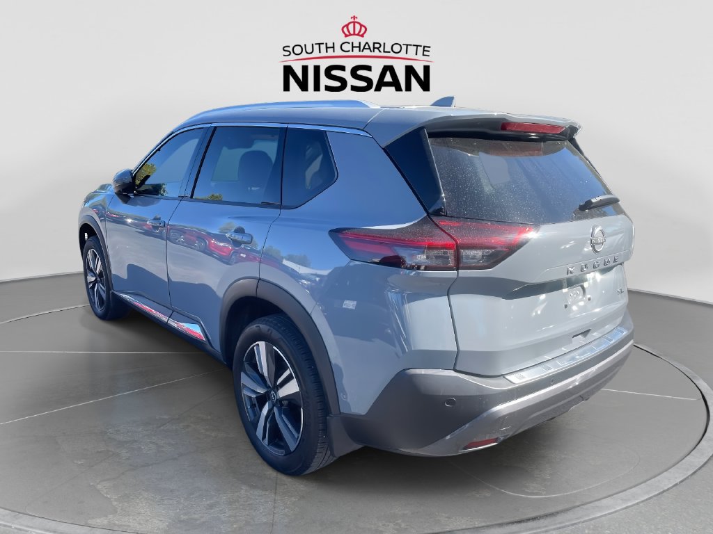 Used 2023 Nissan Rogue SL w/ SL Premium Package FWD image 5