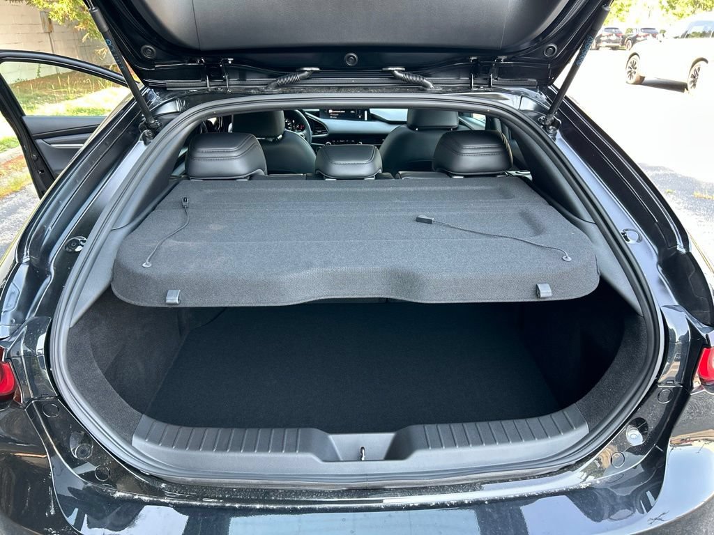 New 2026 MAZDA MAZDA3 Hatchback w/Premium Plus Pkg AWD/4WD image 28