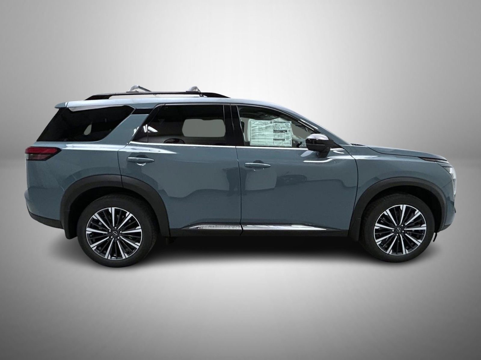 New 2026 Nissan Pathfinder Platinum AWD/4WD image 4