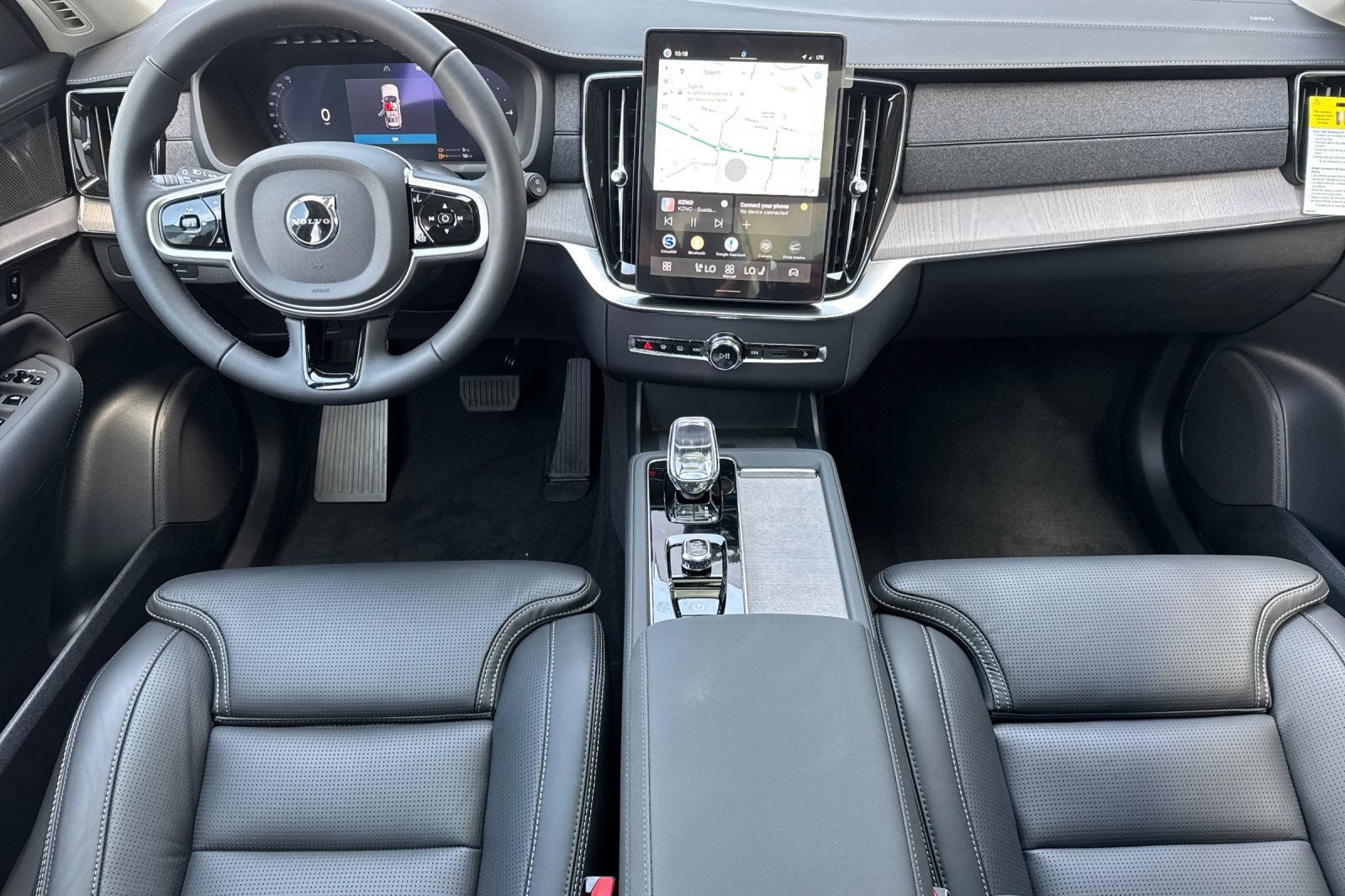 New 2026 Volvo XC90 T8 Ultra w/ Protection Package AWD/4WD image 14