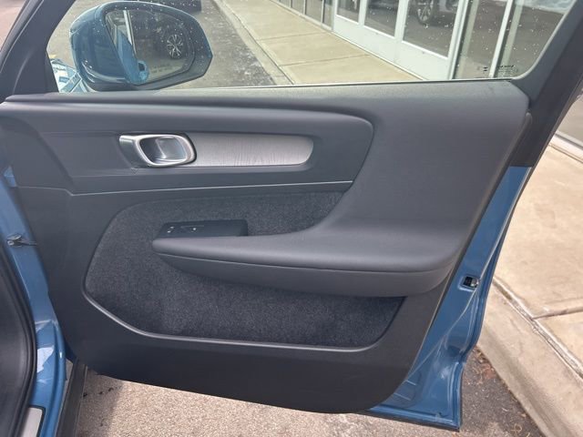 Certified 2025 Volvo XC40 B5 Plus image 14