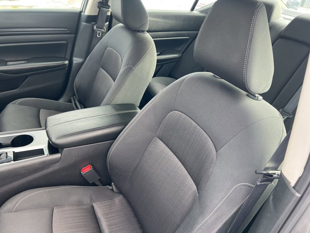 Certified 2024 Nissan Altima 2.5 SV image 5