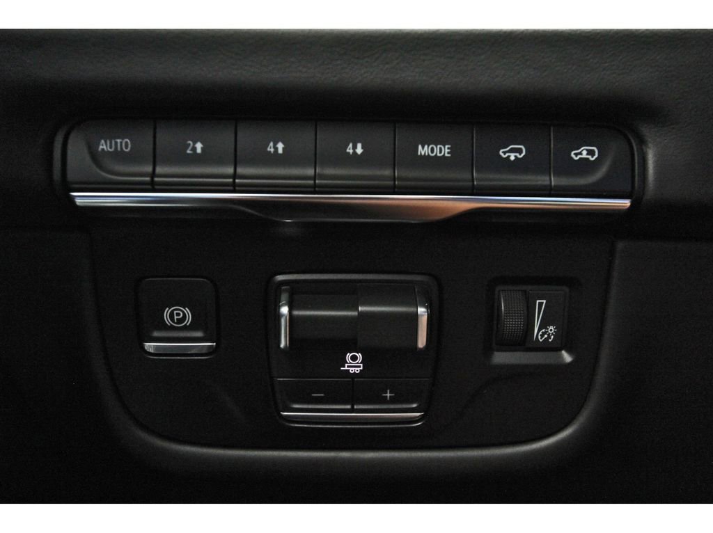 Certified 2025 Cadillac Escalade Sport Platinum w/ LPO, ONYX Package AWD/4WD image 20