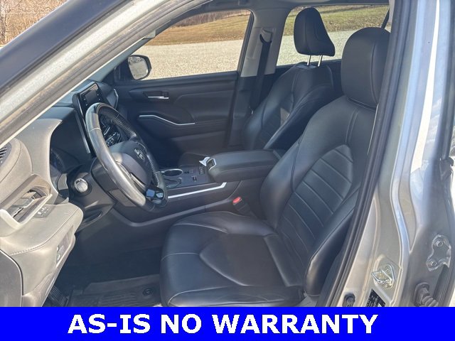 Used 2020 Toyota Highlander XLE image 11