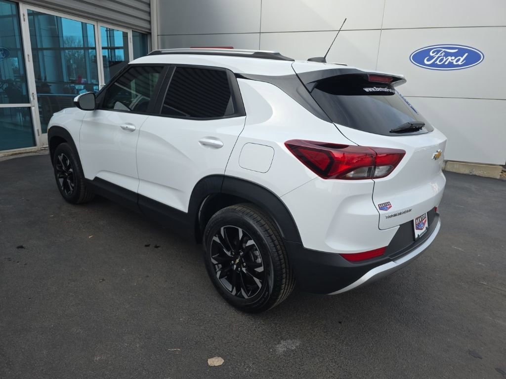 Used 2023 Chevrolet TrailBlazer LT FWD image 8