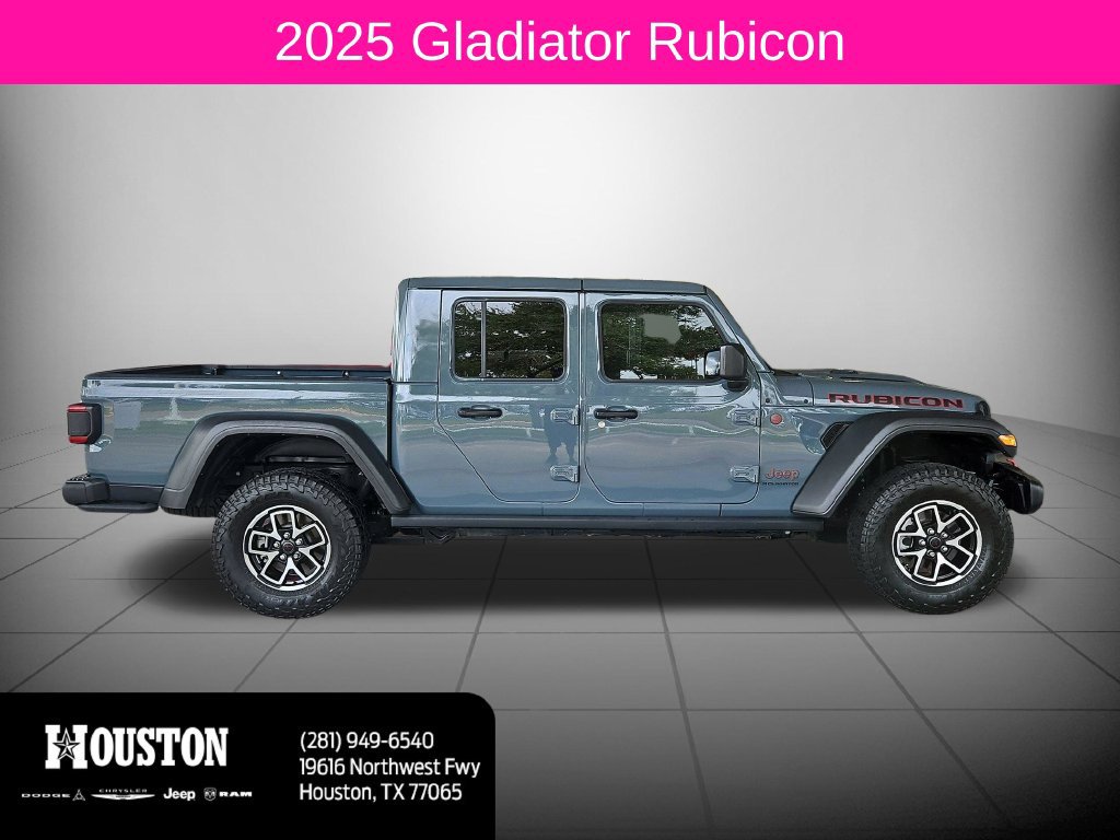 Used 2025 Jeep Gladiator Rubicon w/ Convenience Group AWD/4WD image 2