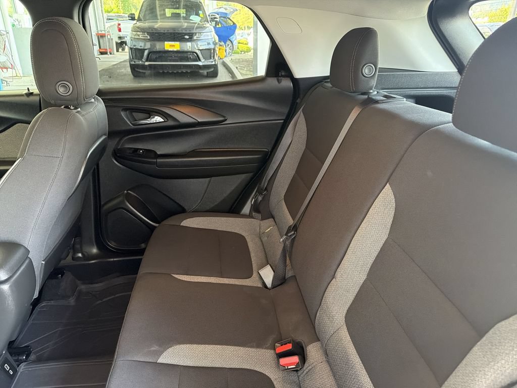 Certified 2023 Chevrolet TrailBlazer LT w/ Convenience Package AWD/4WD image 23