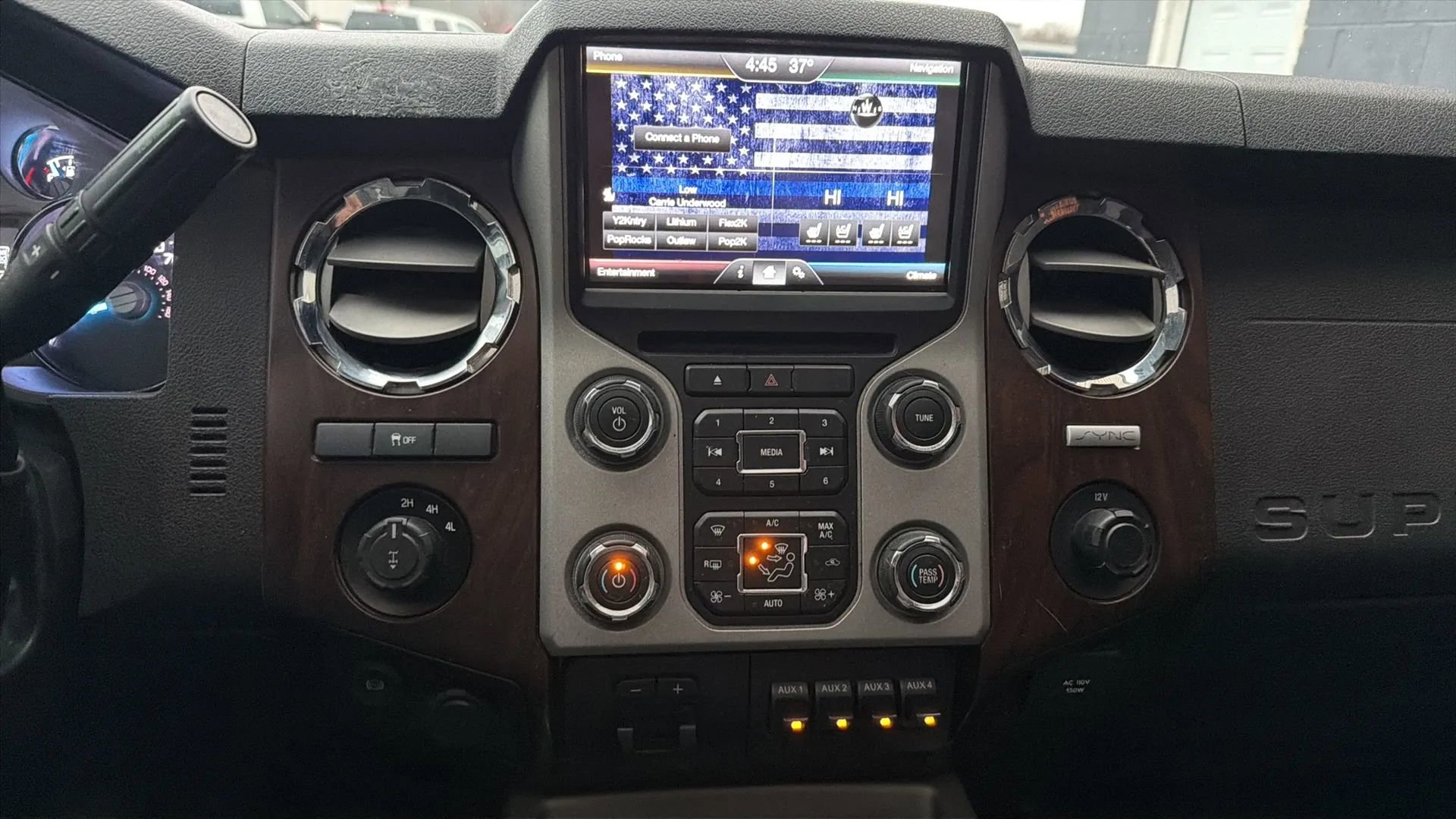 Used 2016 Ford F250 Lariat w/ Lariat Ultimate Package image 25