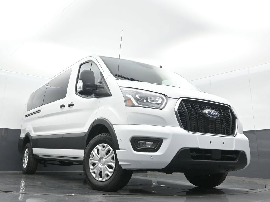 Used 2023 Ford Transit 350 XLT image 26