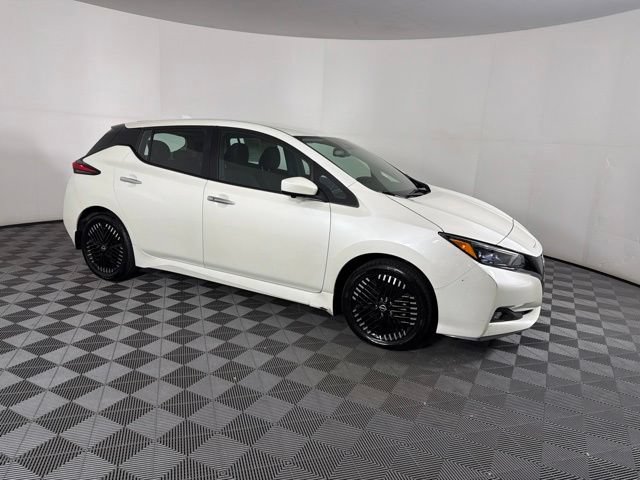 Used 2024 Nissan Leaf SV Plus FWD image 14