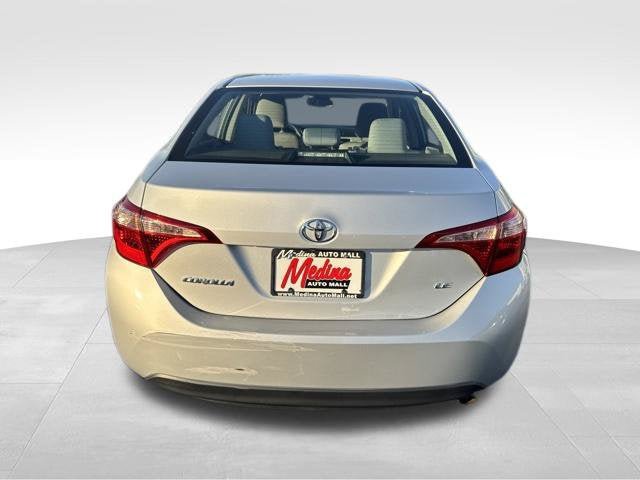 Used 2017 Toyota Corolla LE w/ Carpet Mat Package (TMS) FWD image 6