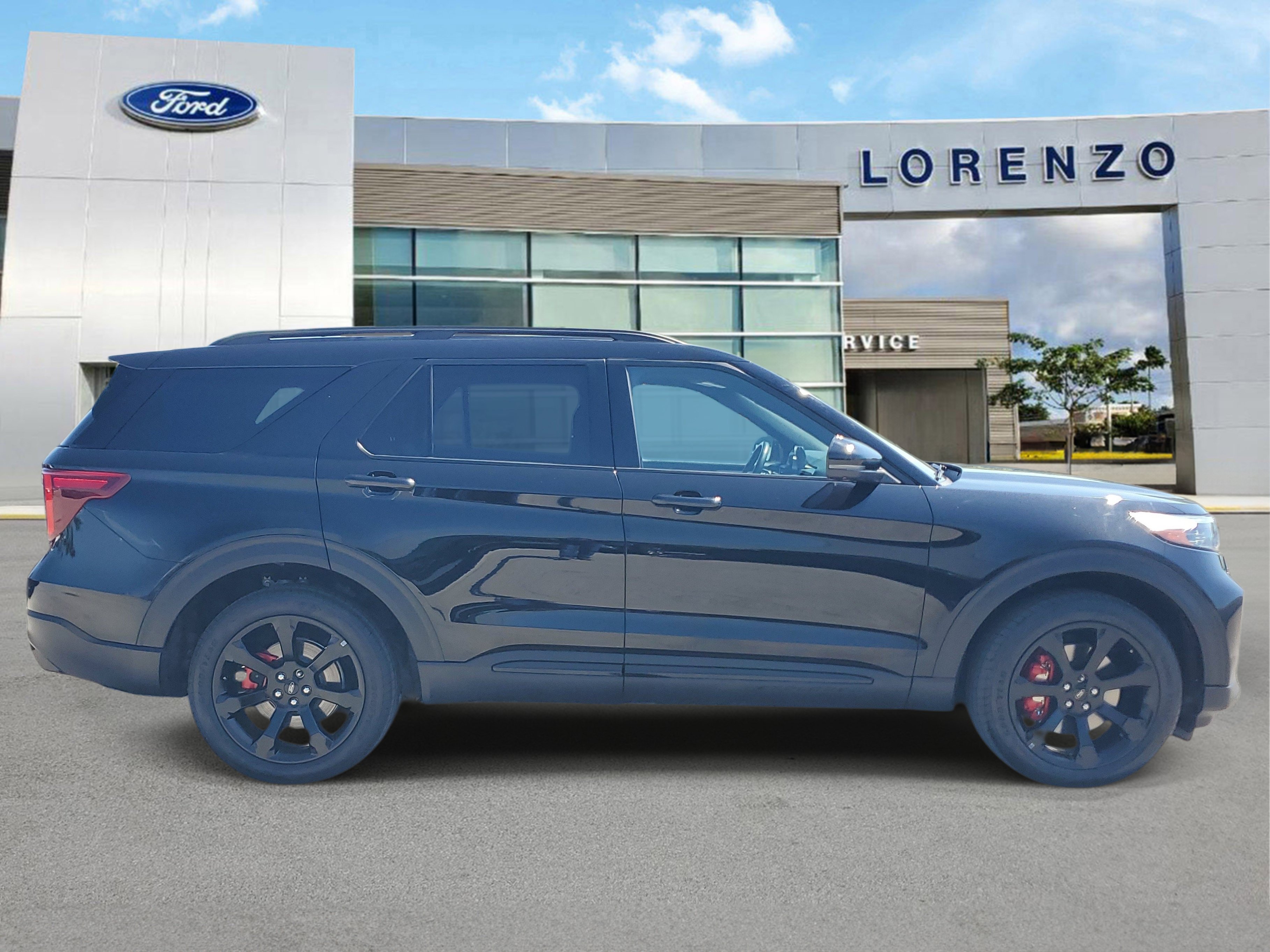 Certified 2023 Ford Explorer ST w/ Equipment Group 401A AWD/4WD image 4