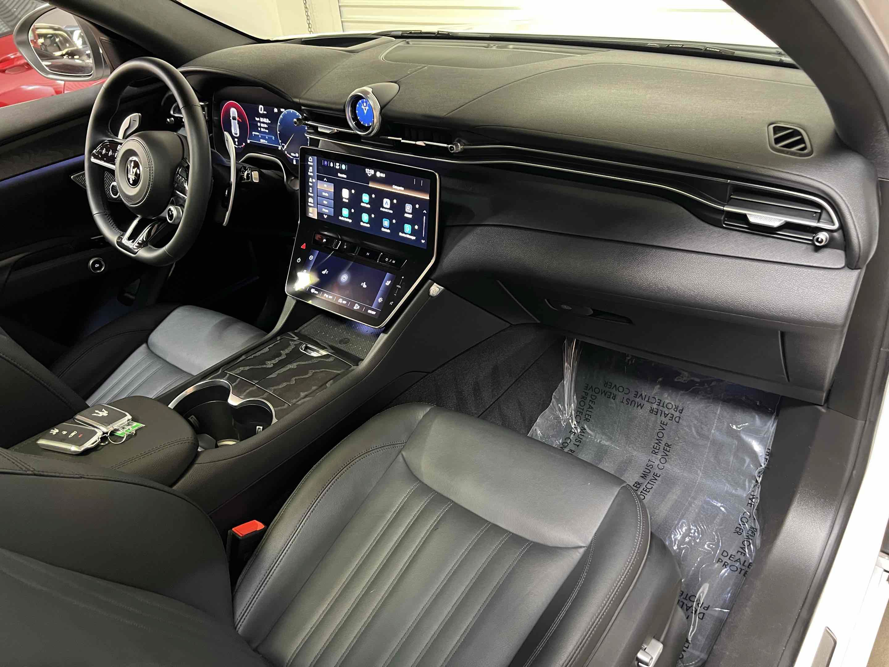 Used 2023 Maserati Grecale Modena AWD/4WD image 38