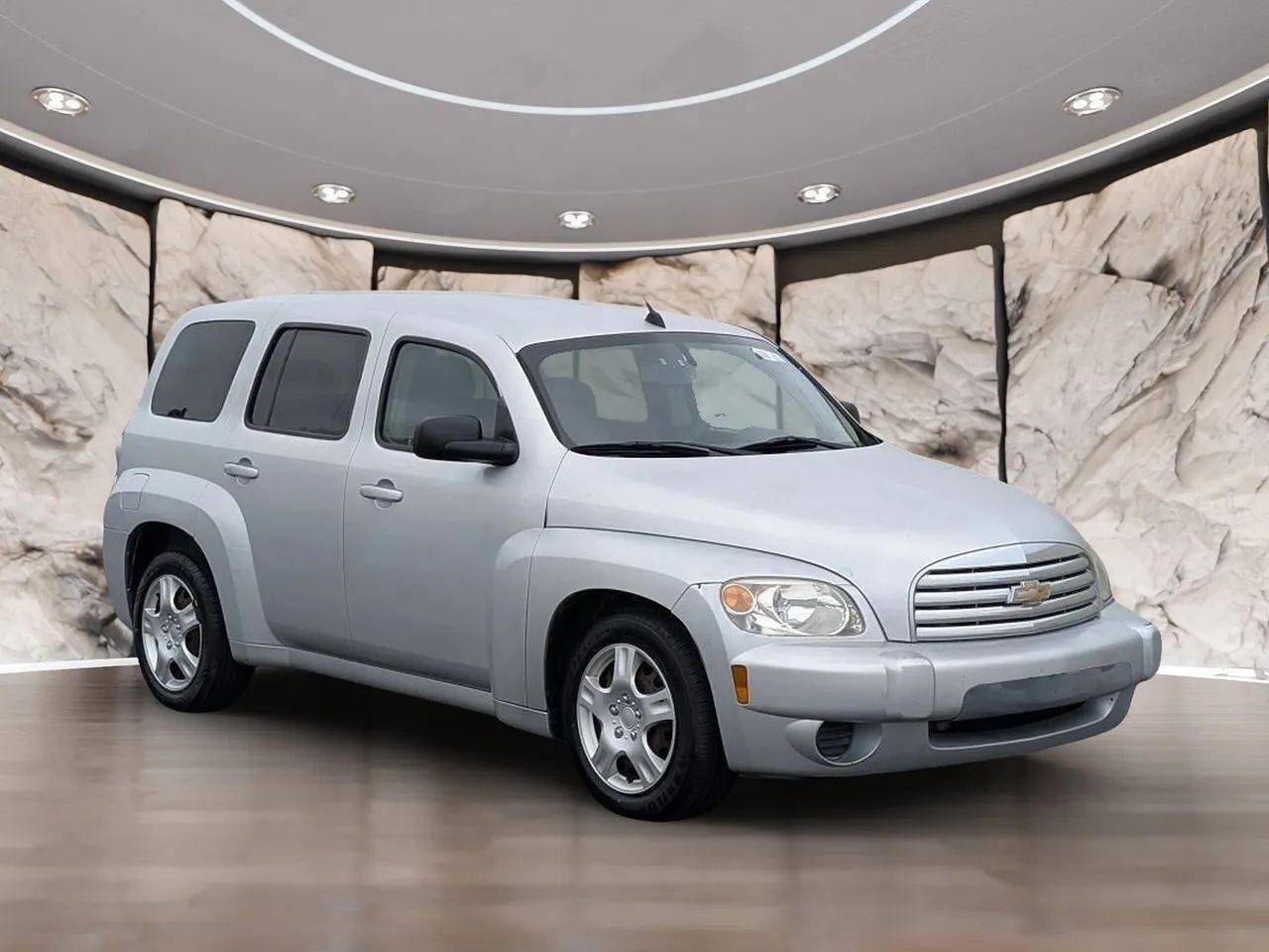 Used 2011 Chevrolet HHR LS FWD image 16