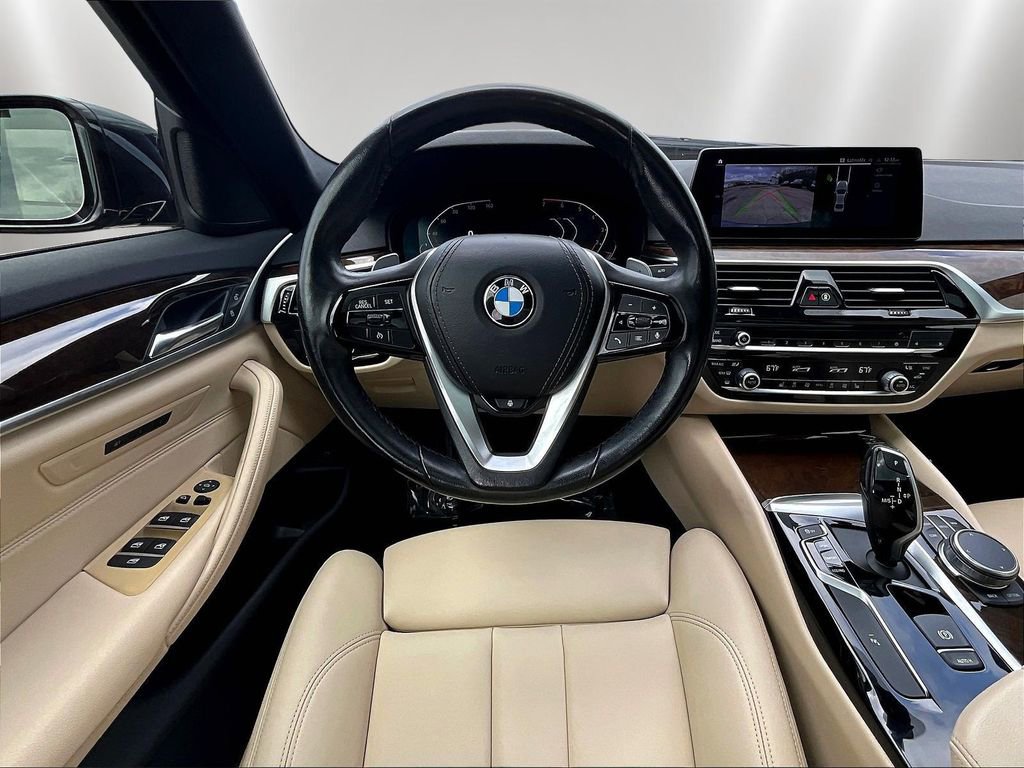 Used 2020 BMW 530i xDrive w/ Convenience Package AWD/4WD image 8