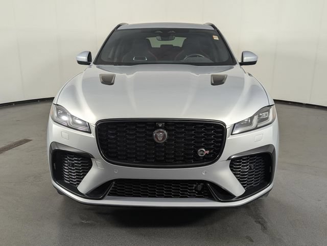 Used 2022 Jaguar F-PACE SVR AWD/4WD image 3