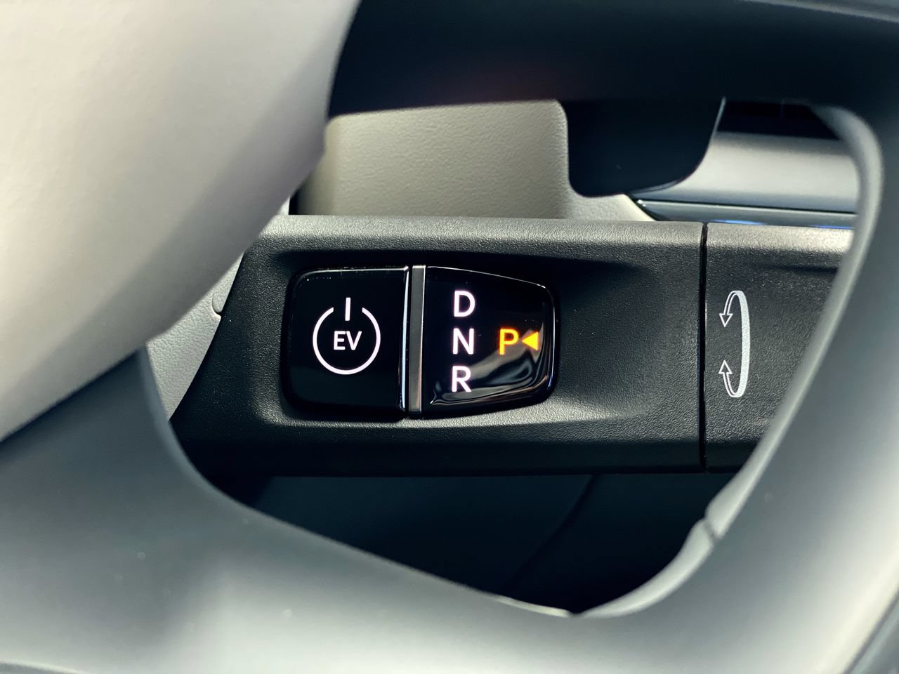 New 2026 Kia EV9 Wind AWD/4WD image 25