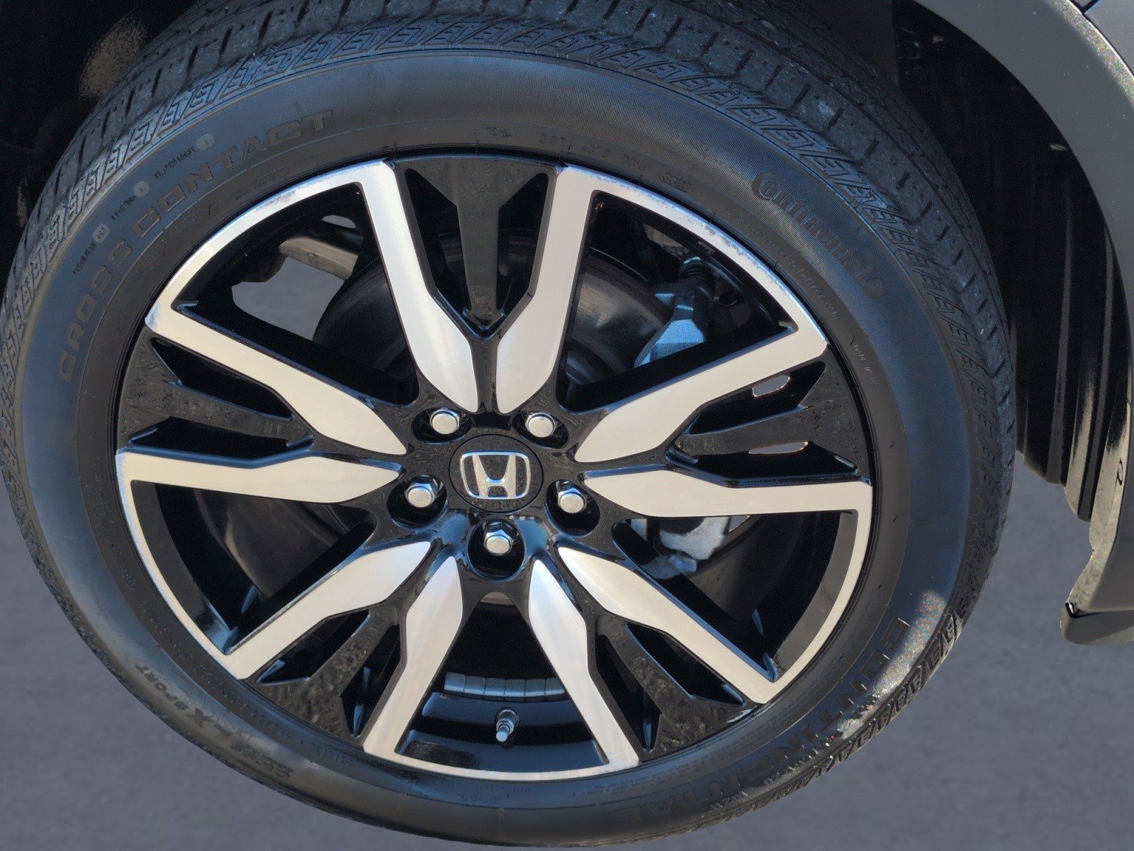 Used 2022 Honda Pilot Elite image 38