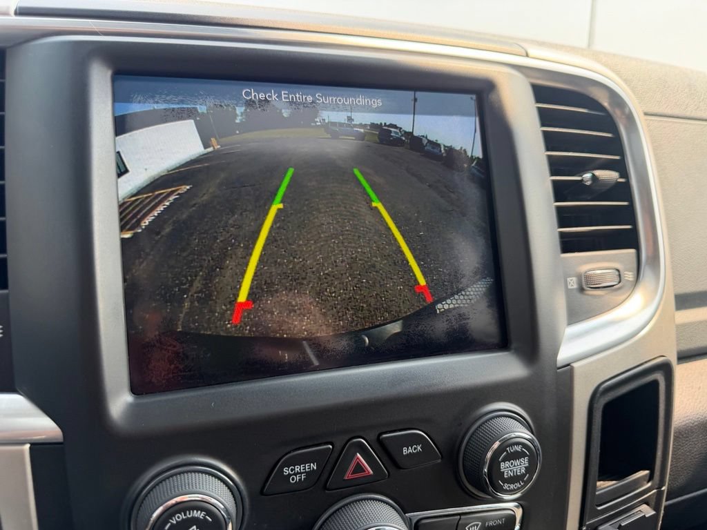Used 2019 RAM 1500 Classic SLT w/ Black Appearance Group AWD/4WD image 37