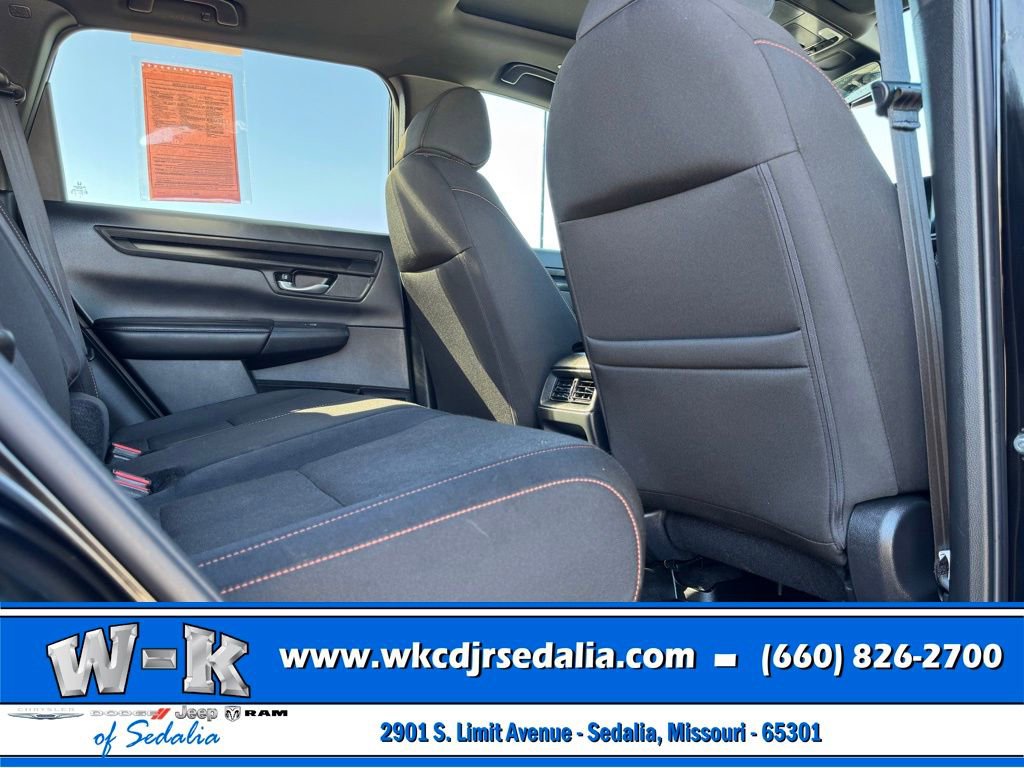 Used 2025 Honda CR-V Sport image 30