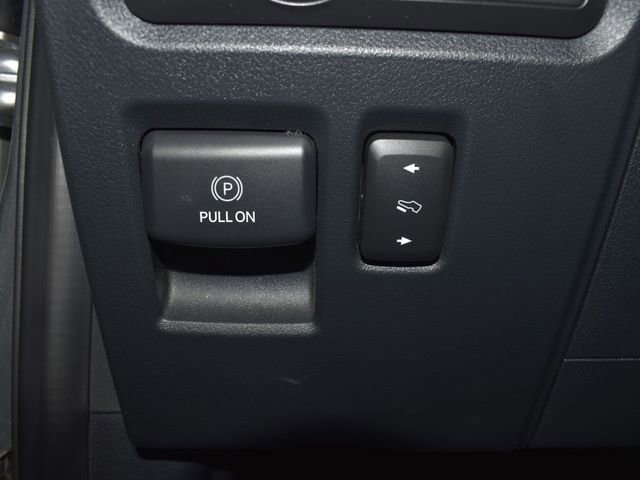 Used 2021 Ford F150 Lariat w/ Equipment Group 502A High image 19