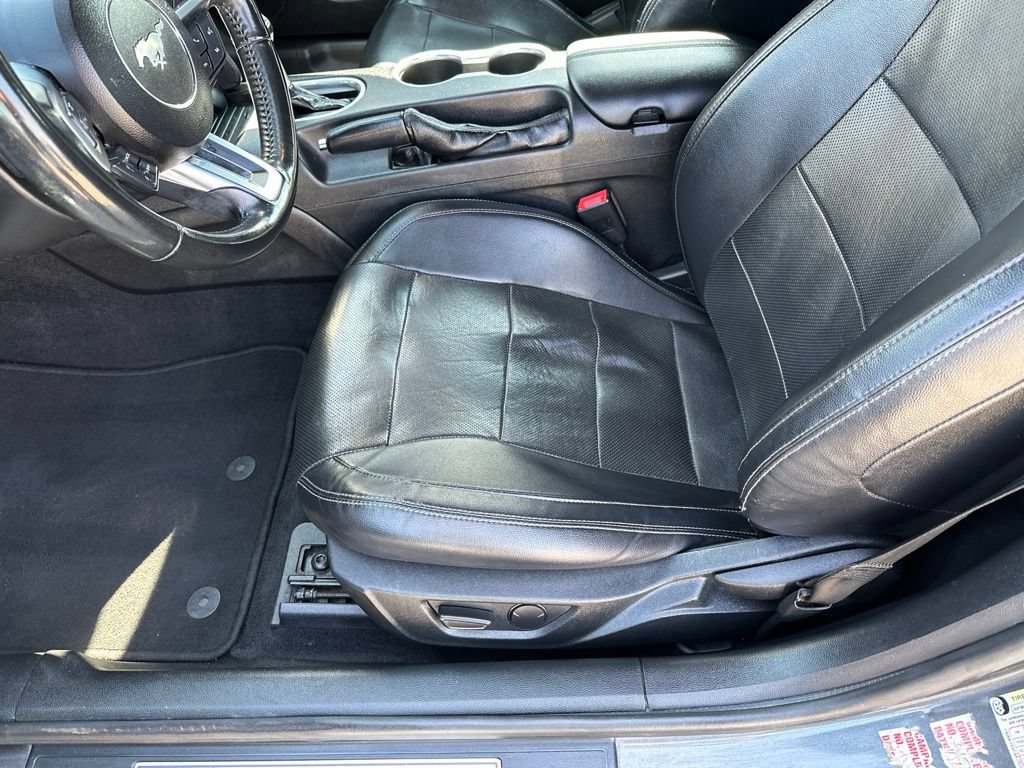 Used 2020 Ford Mustang Premium RWD image 20