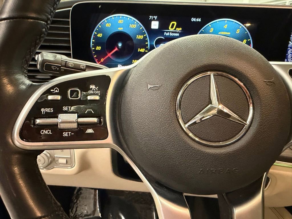 Used 2022 Mercedes-Benz GLS 450 4MATIC image 18