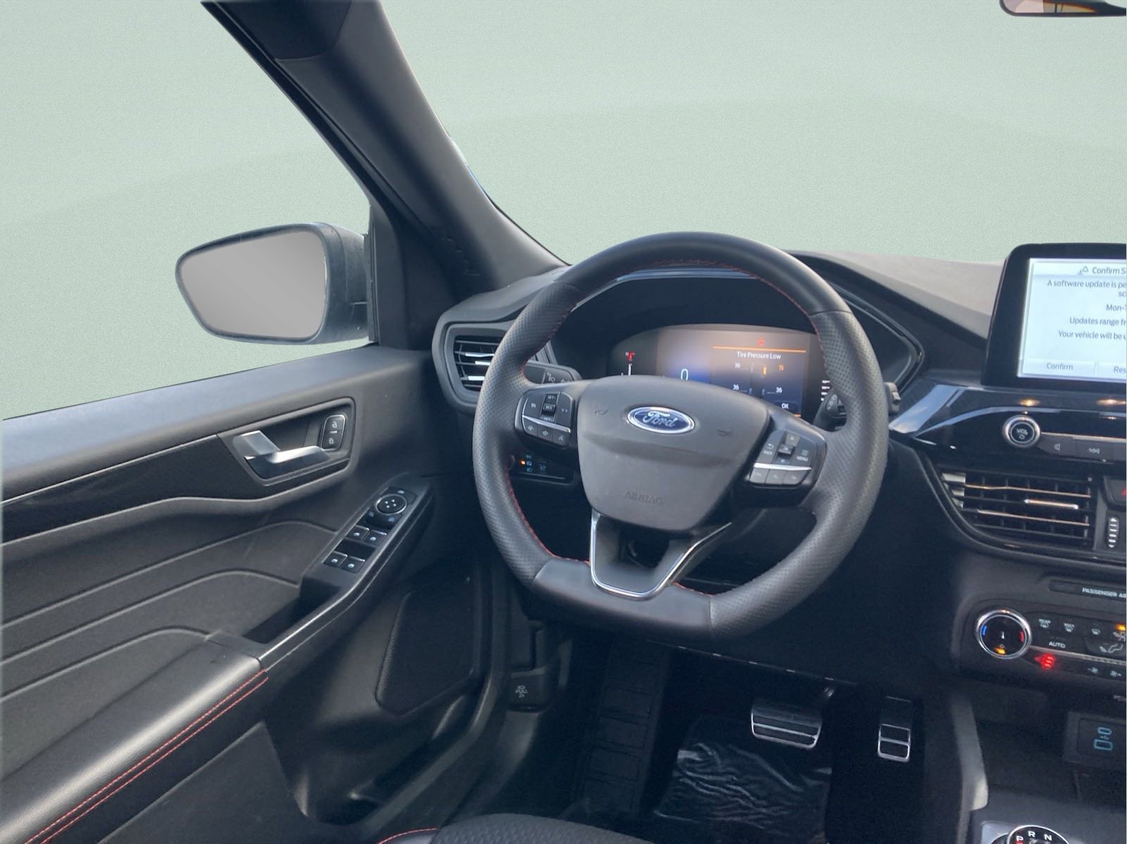 Used 2023 Ford Escape ST-Line image 19