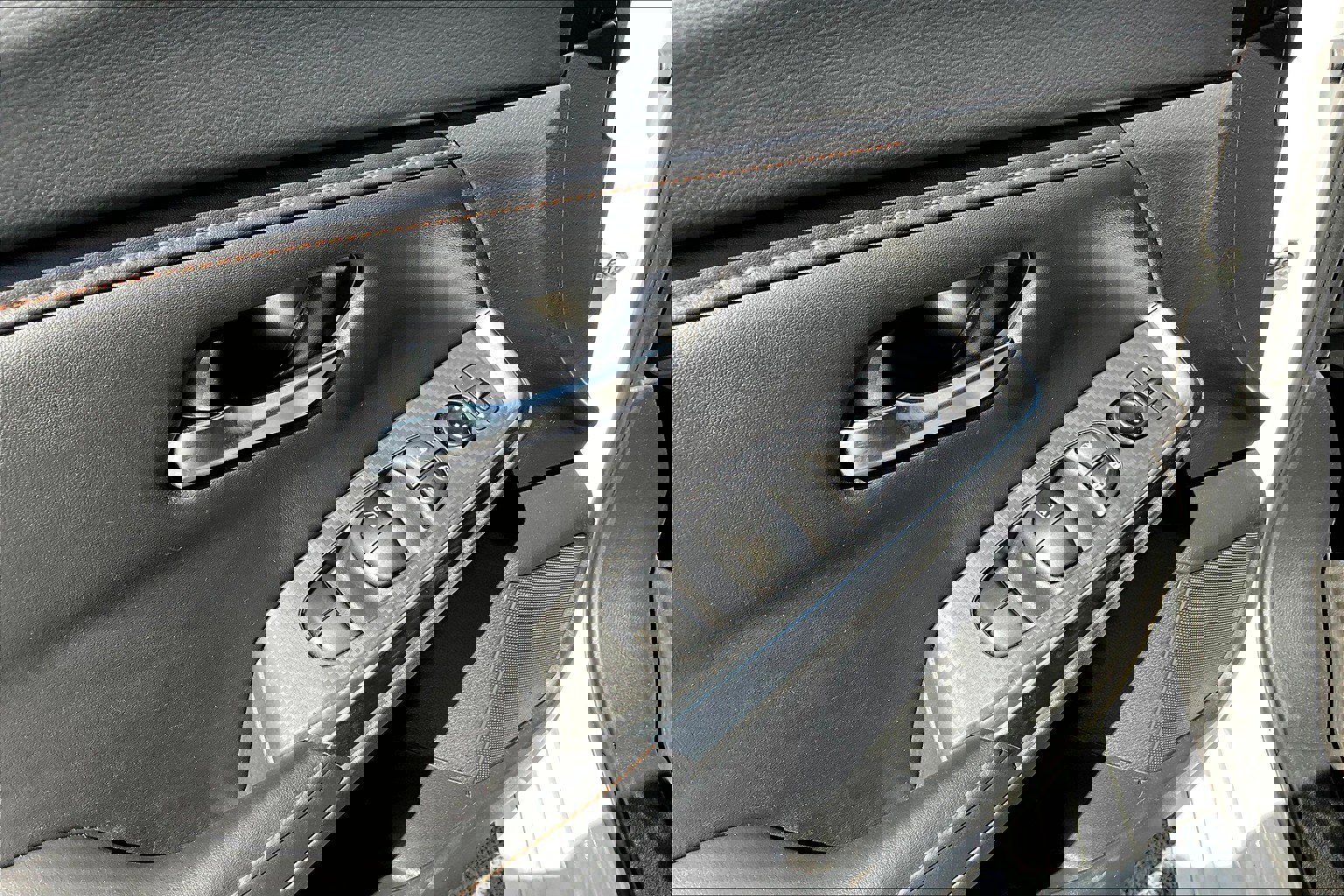 Used 2023 Nissan Sentra SR w/ Midnight Edition Package image 18