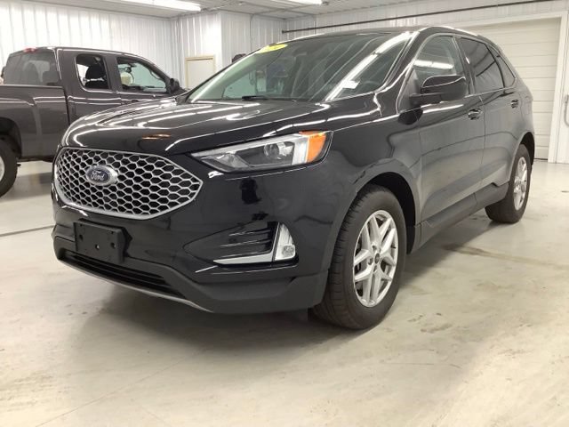 Used 2024 Ford Edge SEL w/ Convenience Package AWD/4WD image 3