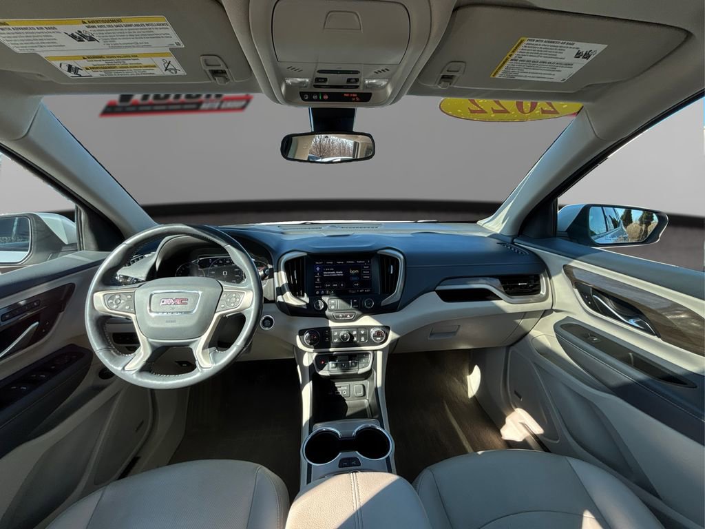 Used 2022 GMC Terrain Denali w/ Denali Premium Package AWD/4WD image 29