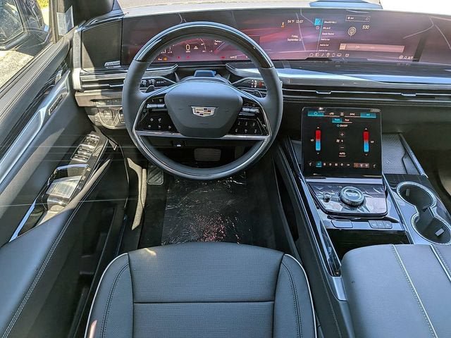 New 2026 Cadillac Escalade ESV Sport w/ Touring Package AWD/4WD image 17