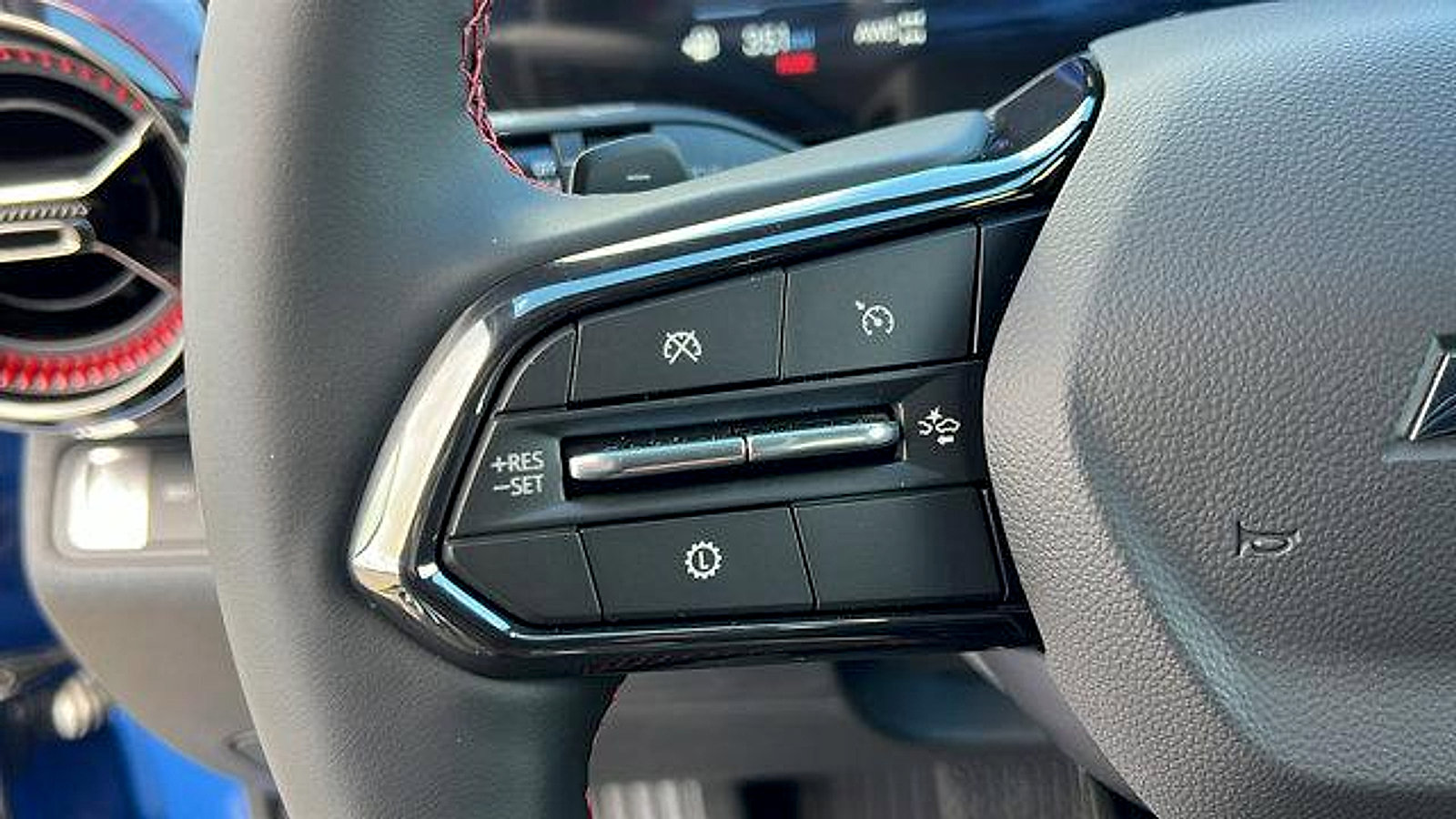 New 2026 Chevrolet Equinox RS w/ Convenience Package III image 24