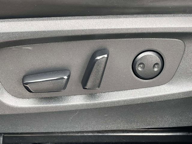 Used 2023 Nissan Pathfinder Platinum w/ Cargo Package image 18