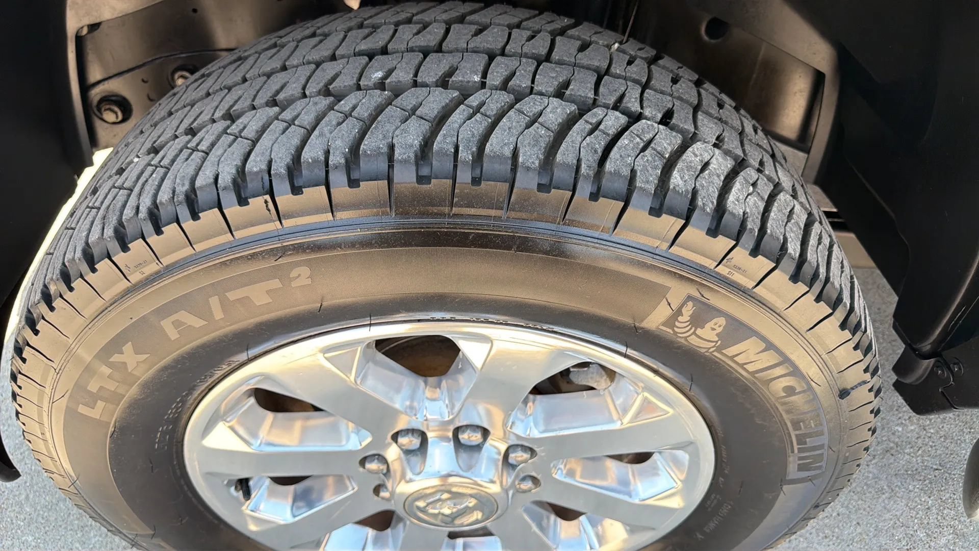 Used 2019 RAM 2500 Laramie AWD/4WD image 8