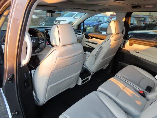 New 2026 Honda Odyssey Touring image 18