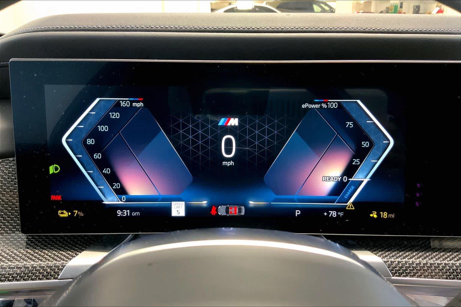 Used 2024 BMW i7 xDrive60 w/ Executive Package AWD/4WD image 25