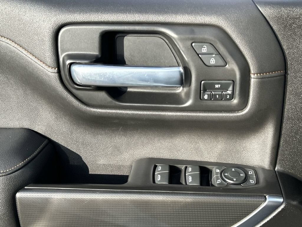 Used 2021 GMC Sierra 1500 AT4 w/ AT4 Value Package AWD/4WD image 24