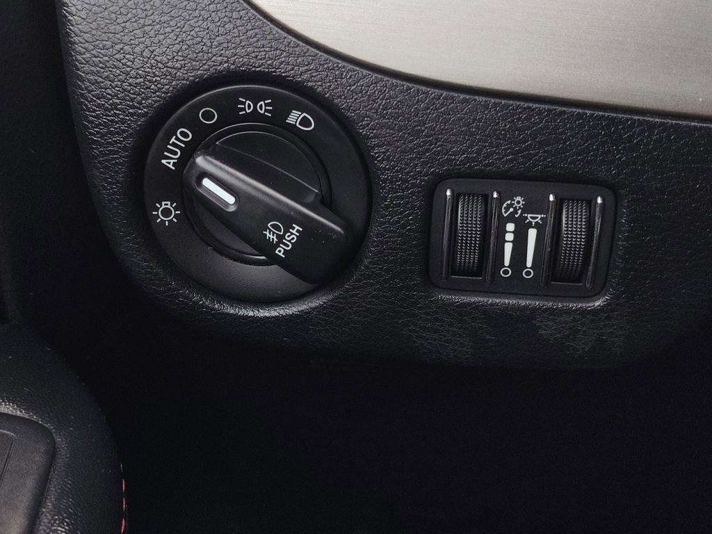 Used 2019 Dodge Grand Caravan GT image 12