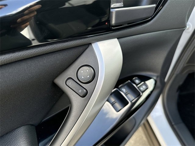 New 2025 Mitsubishi Eclipse Cross LE image 11