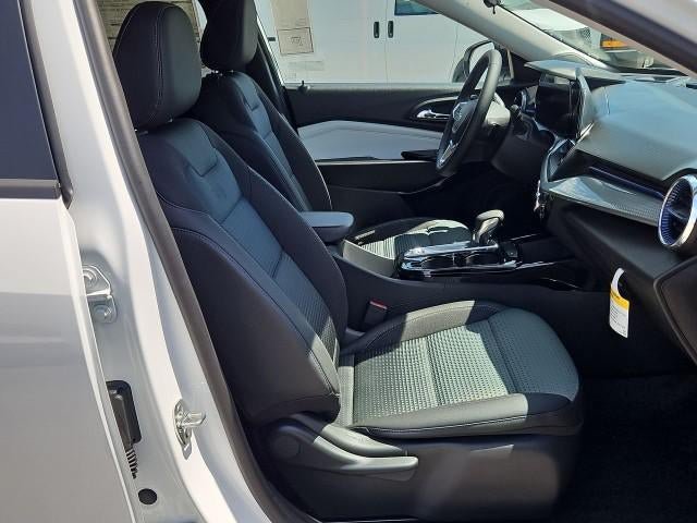 New 2026 Chevrolet Trax LT w/ Midnight Edition FWD image 27