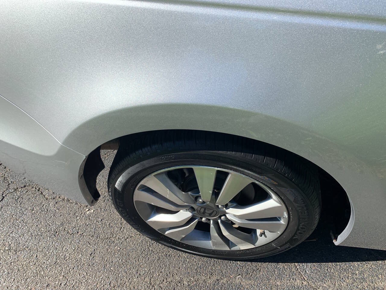 Used 2012 Honda Accord EX-L image 12