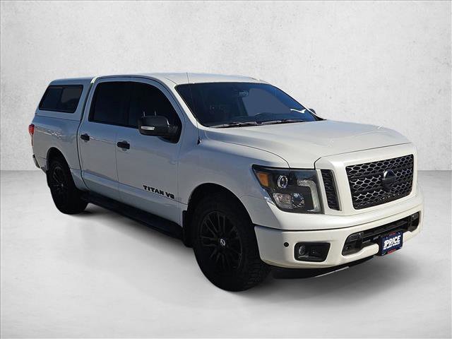 Used 2018 Nissan Titan SV w/ SV Convenience Package image 3