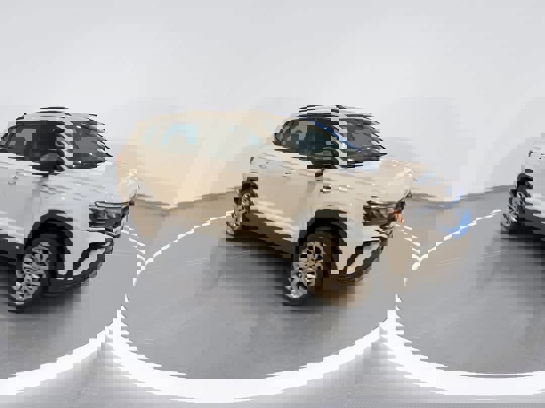 Used 2023 Volkswagen Taos S image 2