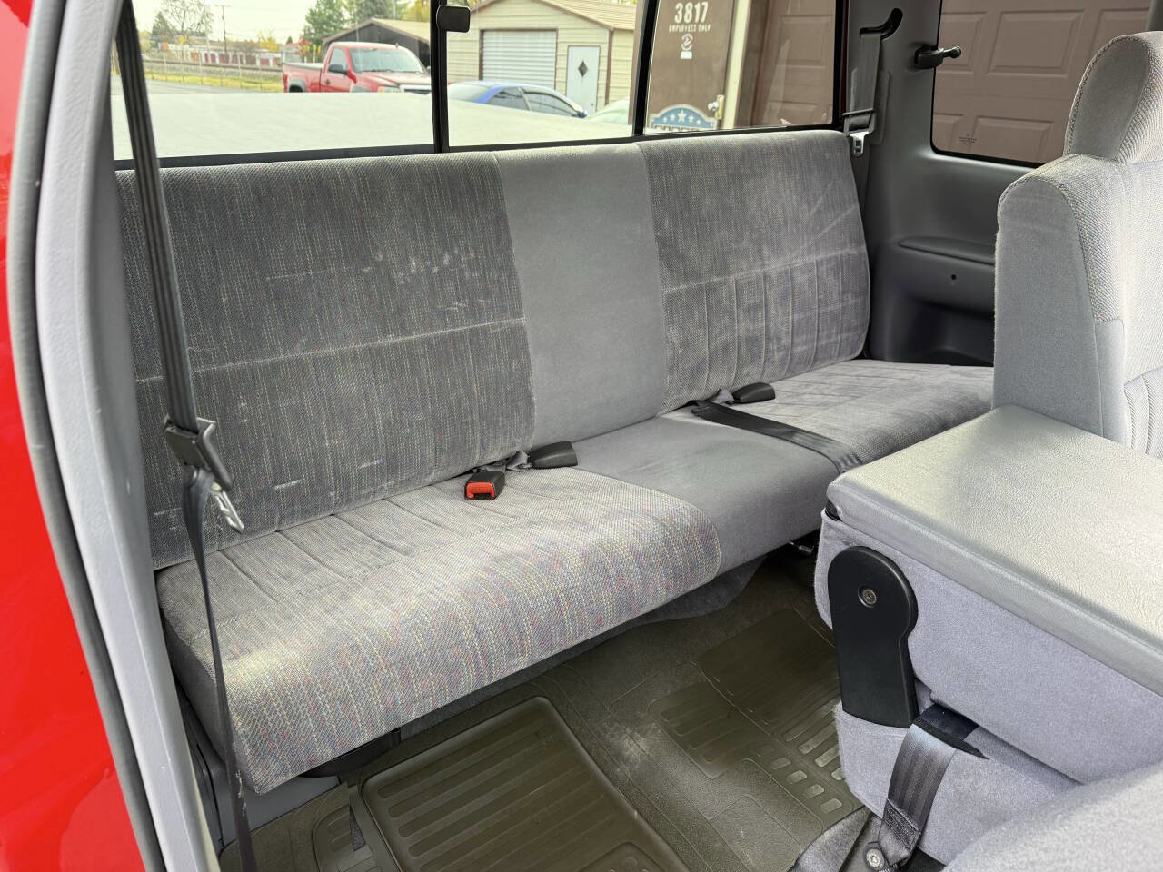 Used 1997 Dodge Ram 1500 Truck 2WD Club Cab image 98